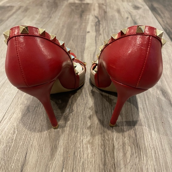 Pre loved Valentino red rock stud heels - Picture 8 of 10